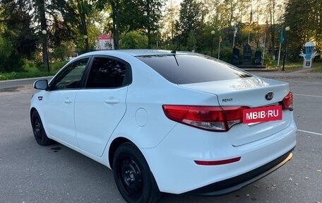KIA Rio III рестайлинг, 2015 год, 985 000 рублей, 4 фотография