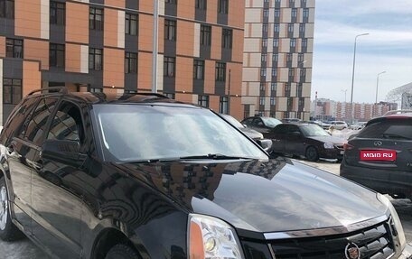 Cadillac SRX II рестайлинг, 2004 год, 650 000 рублей, 1 фотография