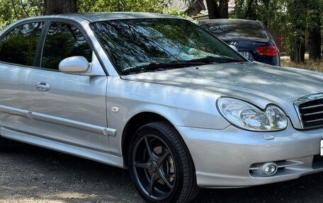 Hyundai Sonata IV рестайлинг, 2005 год, 760 000 рублей, 1 фотография