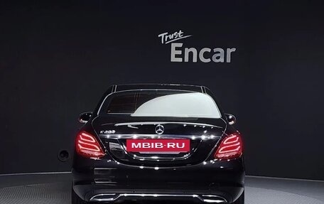Mercedes-Benz C-Класс, 2015 год, 1 990 000 рублей, 4 фотография