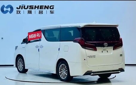 Toyota Alphard III, 2022 год, 3 450 000 рублей, 4 фотография