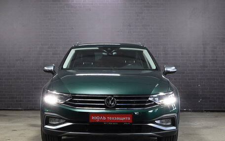 Volkswagen Passat B8 рестайлинг, 2020 год, 3 600 000 рублей, 2 фотография