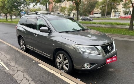 Nissan Pathfinder, 2014 год, 1 790 000 рублей, 1 фотография