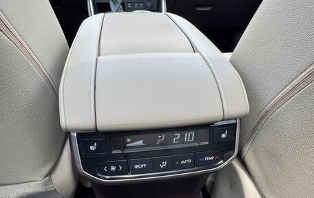 Toyota Highlander, 2022 год, 3 290 000 рублей, 15 фотография