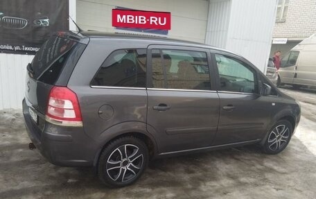 Opel Zafira B, 2011 год, 600 000 рублей, 3 фотография