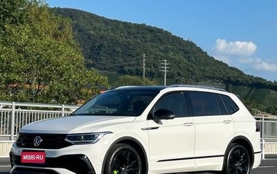 Volkswagen Tiguan II, 2022 год, 2 138 000 рублей, 1 фотография