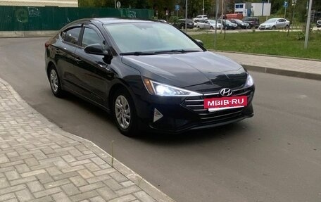 Hyundai Elantra VI рестайлинг, 2020 год, 1 550 000 рублей, 3 фотография