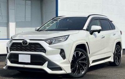 Toyota RAV4, 2022 год, 2 431 000 рублей, 1 фотография
