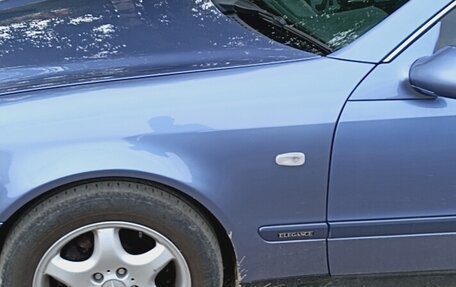 Mercedes-Benz CLK-Класс, 1998 год, 900 000 рублей, 1 фотография