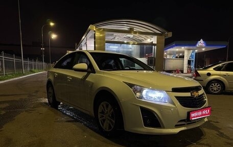 Chevrolet Cruze II, 2013 год, 900 000 рублей, 1 фотография