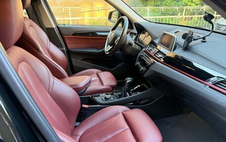 BMW X1, 2018 год, 3 100 000 рублей, 10 фотография