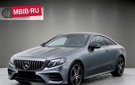 Mercedes-Benz E-Класс, 2020 год, 3 000 000 рублей, 1 фотография