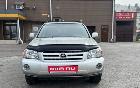 Toyota Highlander III, 2005 год, 1 350 000 рублей, 4 фотография