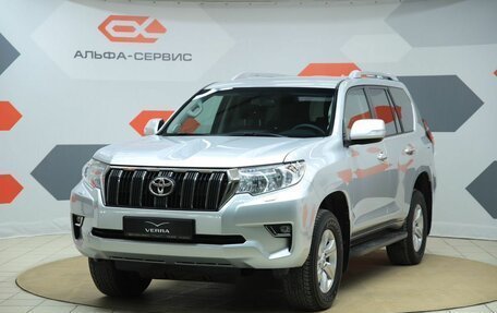 Toyota Land Cruiser Prado 150 рестайлинг 2, 2018 год, 3 690 000 рублей, 1 фотография