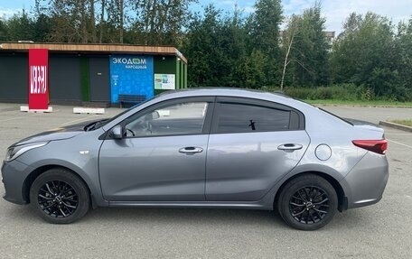 KIA Rio IV, 2017 год, 940 000 рублей, 4 фотография