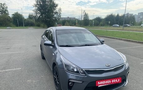 KIA Rio IV, 2017 год, 940 000 рублей, 2 фотография