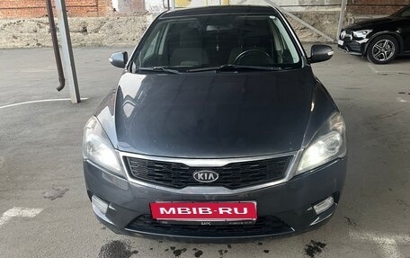 KIA cee'd I рестайлинг, 2012 год, 600 000 рублей, 1 фотография