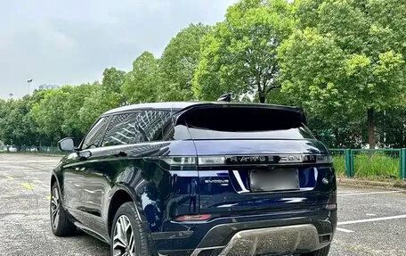 Land Rover Range Rover Evoque II, 2022 год, 2 420 000 рублей, 3 фотография