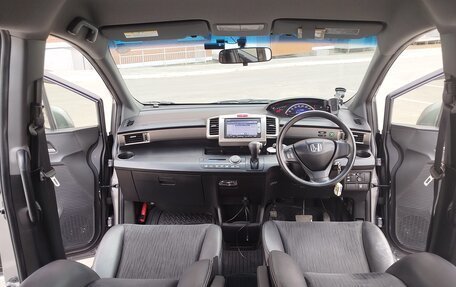 Honda Freed I, 2014 год, 850 000 рублей, 1 фотография