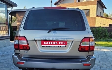 Toyota Land Cruiser 100 рестайлинг 2, 2006 год, 2 600 000 рублей, 4 фотография