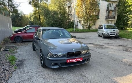 BMW 5 серия, 1999 год, 1 100 000 рублей, 1 фотография