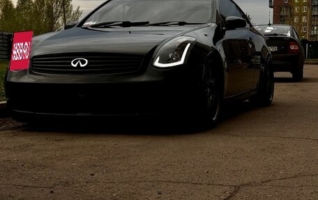 Nissan Skyline, 2003 год, 1 200 000 рублей, 3 фотография