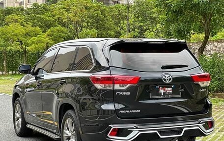 Toyota Highlander III, 2021 год, 2 500 000 рублей, 7 фотография