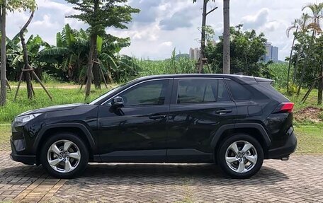 Toyota RAV4, 2022 год, 2 226 000 рублей, 4 фотография
