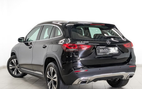 Mercedes-Benz GLA, 2020 год, 3 290 000 рублей, 7 фотография