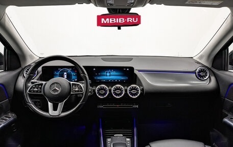 Mercedes-Benz GLA, 2020 год, 3 290 000 рублей, 14 фотография