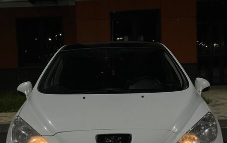 Peugeot 308 II, 2009 год, 499 999 рублей, 1 фотография