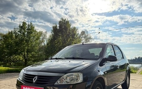 Renault Logan I, 2015 год, 800 000 рублей, 1 фотография