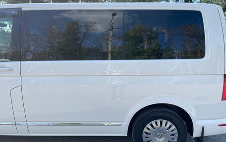 Volkswagen Caravelle T6 рестайлинг, 2018 год, 3 800 000 рублей, 7 фотография