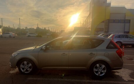 KIA cee'd I рестайлинг, 2010 год, 600 000 рублей, 5 фотография