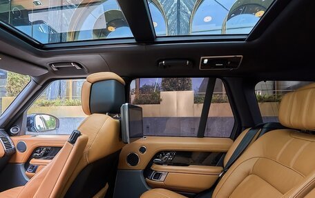 Land Rover Range Rover IV рестайлинг, 2020 год, 11 900 000 рублей, 6 фотография