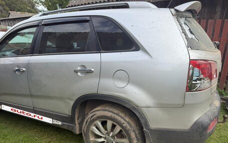 KIA Sorento II рестайлинг, 2011 год, 599 000 рублей, 2 фотография