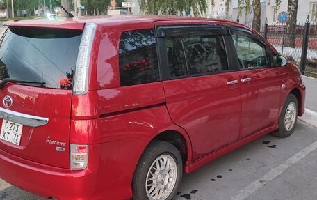 Toyota ISis I, 2014 год, 1 150 000 рублей, 4 фотография