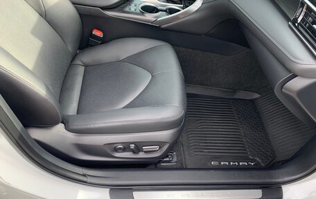 Toyota Camry, 2021 год, 4 000 000 рублей, 5 фотография