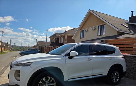 Hyundai Santa Fe IV, 2018 год, 2 300 000 рублей, 3 фотография