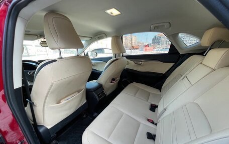 Lexus NX I, 2017 год, 2 350 000 рублей, 6 фотография