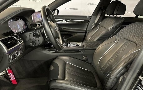 BMW 7 серия, 2019 год, 7 199 000 рублей, 14 фотография