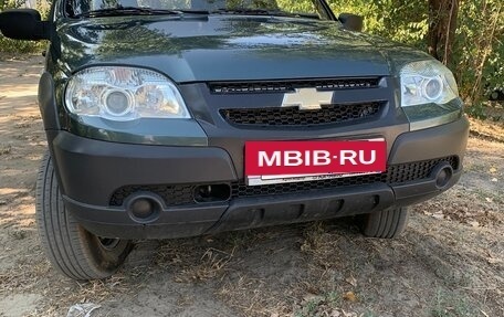 Chevrolet Niva I рестайлинг, 2011 год, 700 000 рублей, 4 фотография