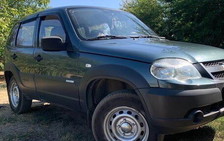 Chevrolet Niva I рестайлинг, 2011 год, 700 000 рублей, 7 фотография