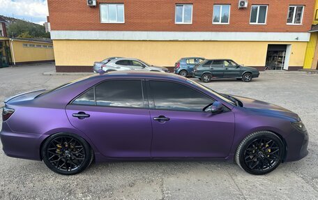 Toyota Camry, 2017 год, 1 800 000 рублей, 4 фотография