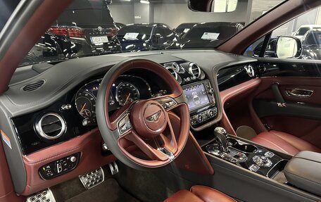 Bentley Bentayga I, 2020 год, 15 937 735 рублей, 8 фотография
