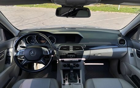 Mercedes-Benz C-Класс, 2012 год, 1 550 000 рублей, 14 фотография