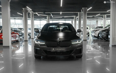 BMW 5 серия, 2020 год, 5 100 000 рублей, 3 фотография