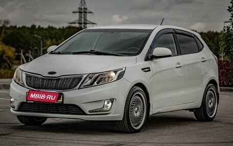 KIA Rio III рестайлинг, 2013 год, 727 000 рублей, 4 фотография