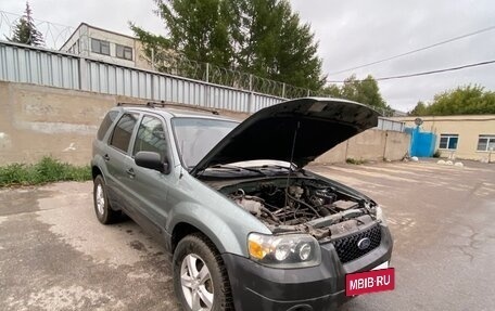 Ford Escape II, 2004 год, 530 000 рублей, 3 фотография