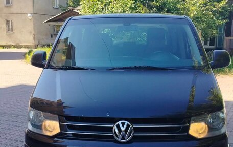 Volkswagen Multivan T5, 2012 год, 1 900 000 рублей, 1 фотография